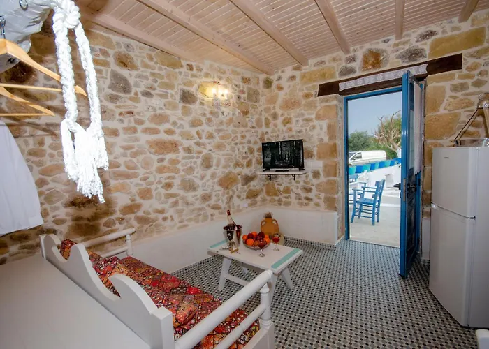Trigono Traditional House